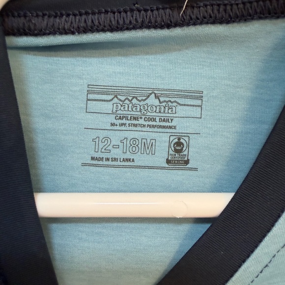 Patagonia Kids Long Sleeve Tee - Blue with Outdoor Gear UPF 50 - Picture 3 of 3